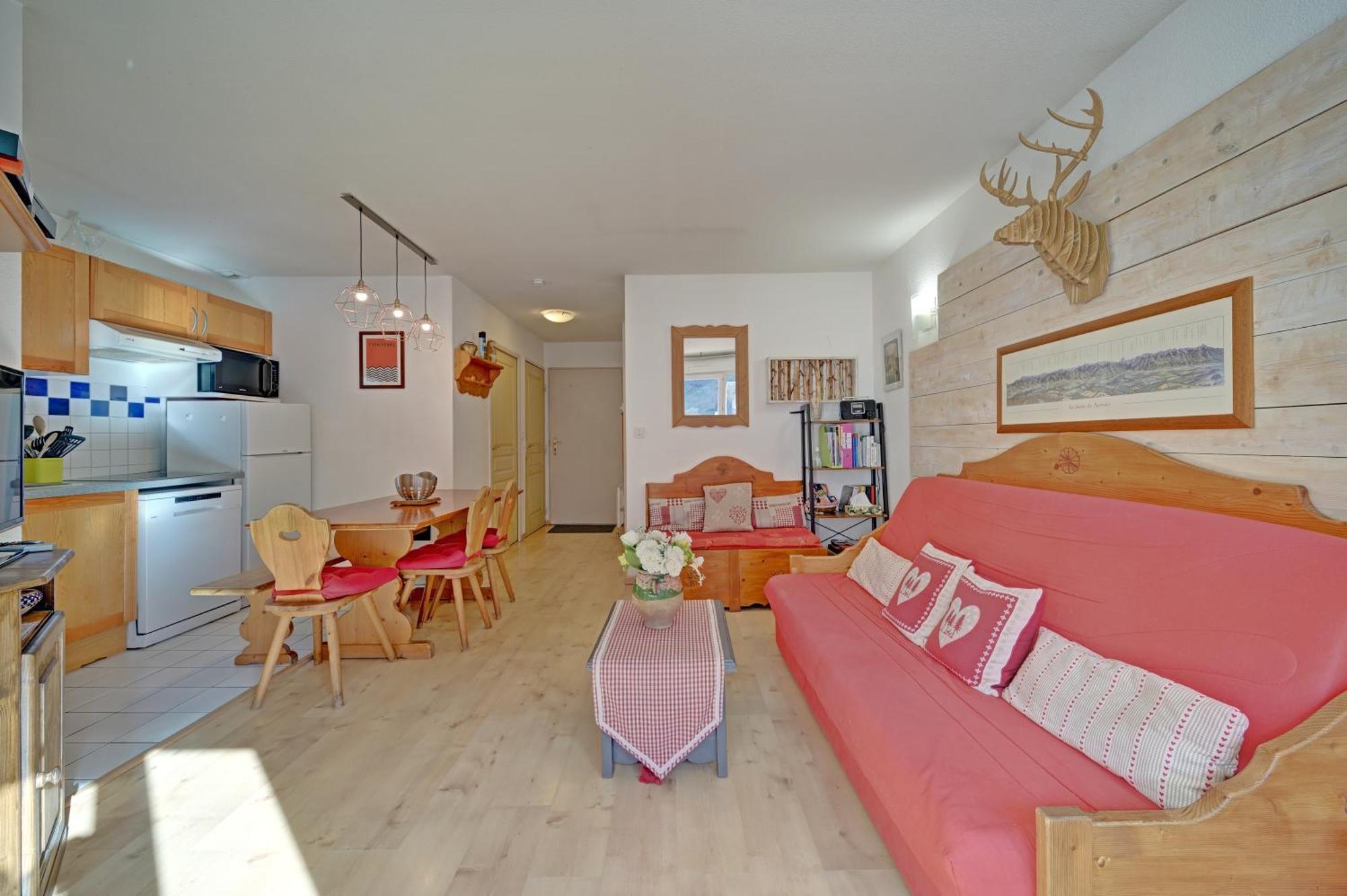 A 208 Pics D'Aran Apartment Bagneres-de-Luchon ภายนอก รูปภาพ