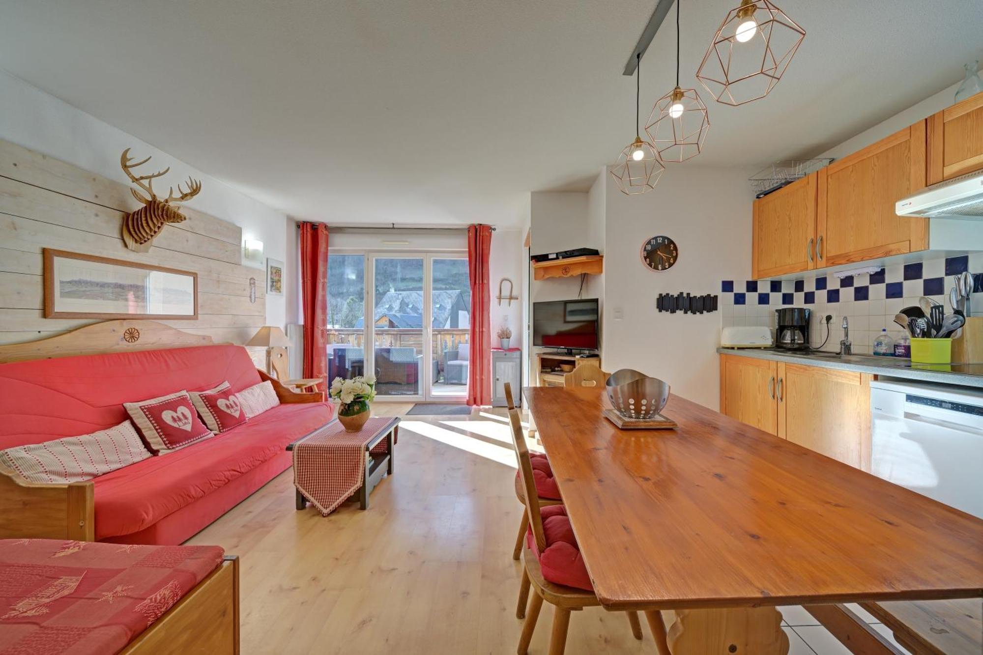A 208 Pics D'Aran Apartment Bagneres-de-Luchon ภายนอก รูปภาพ