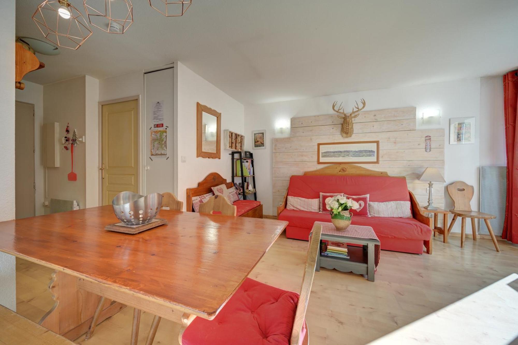 A 208 Pics D'Aran Apartment Bagneres-de-Luchon ภายนอก รูปภาพ